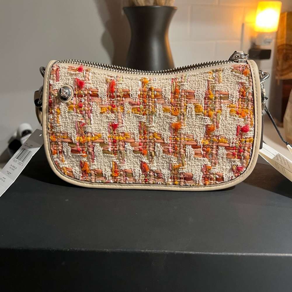 BRAND NEW!! Coach Tweed Swinger 20